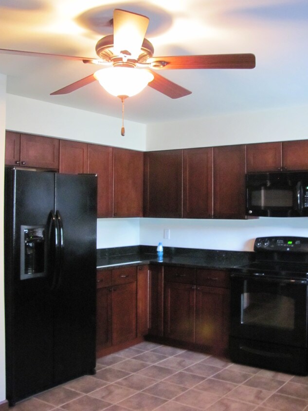 2005 Park St, Highland, IL 62249 Townhome Rentals in Highland IL