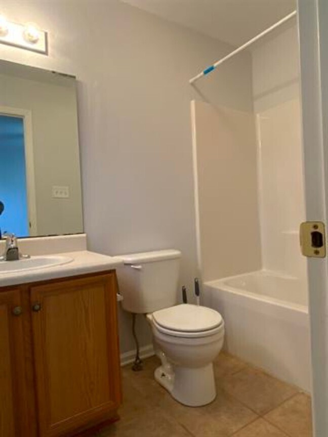 Building Photo - 2738 W Tharpe St