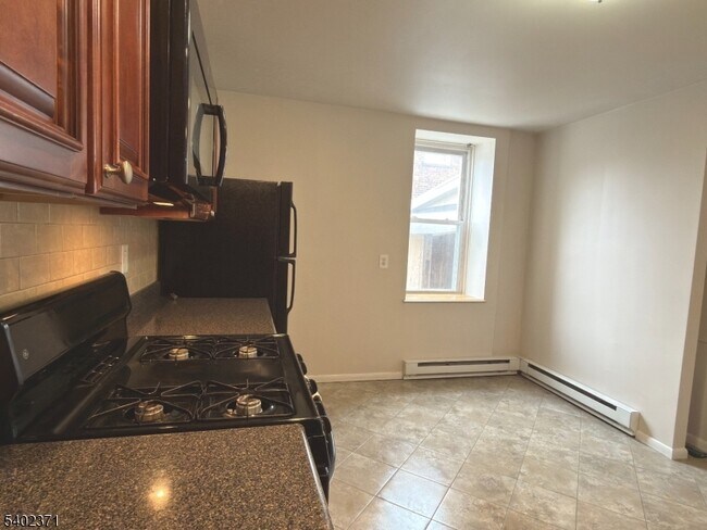 Foto del edificio - 39 Glenridge Ave