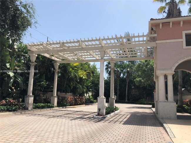 Foto del edificio - 2039 SE 10th Ave