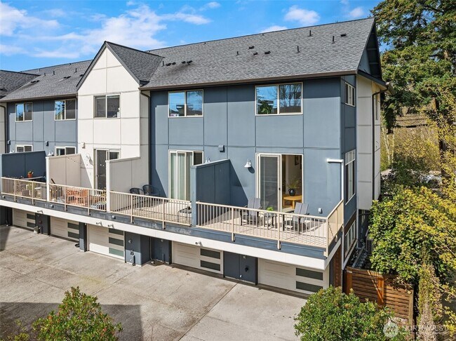 Foto del edificio - 3bd/2.25Ba Seattle Townhouse