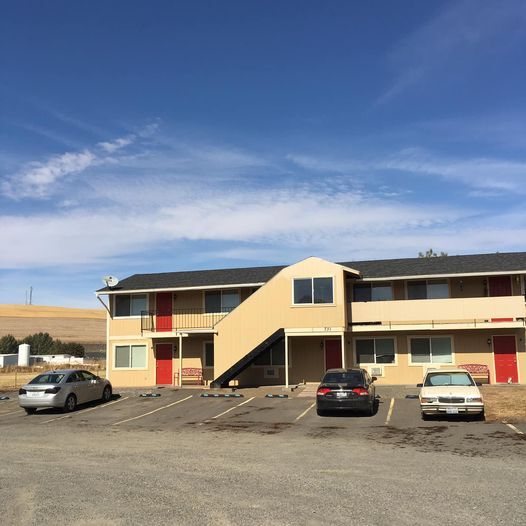 Primary Photo - Preston Apartments