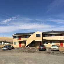 Building Photo - 731 Preston Ave
