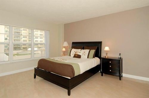 Building Photo - 3850 Galt Ocean Dr