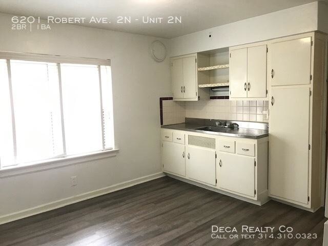 Building Photo - 2 bedroom in St. Louis MO 63109