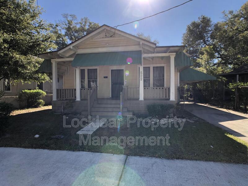 Primary Photo - 522 W 19th St
