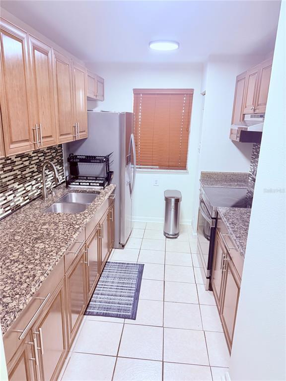 Foto del edificio - 6519 W Newberry Rd