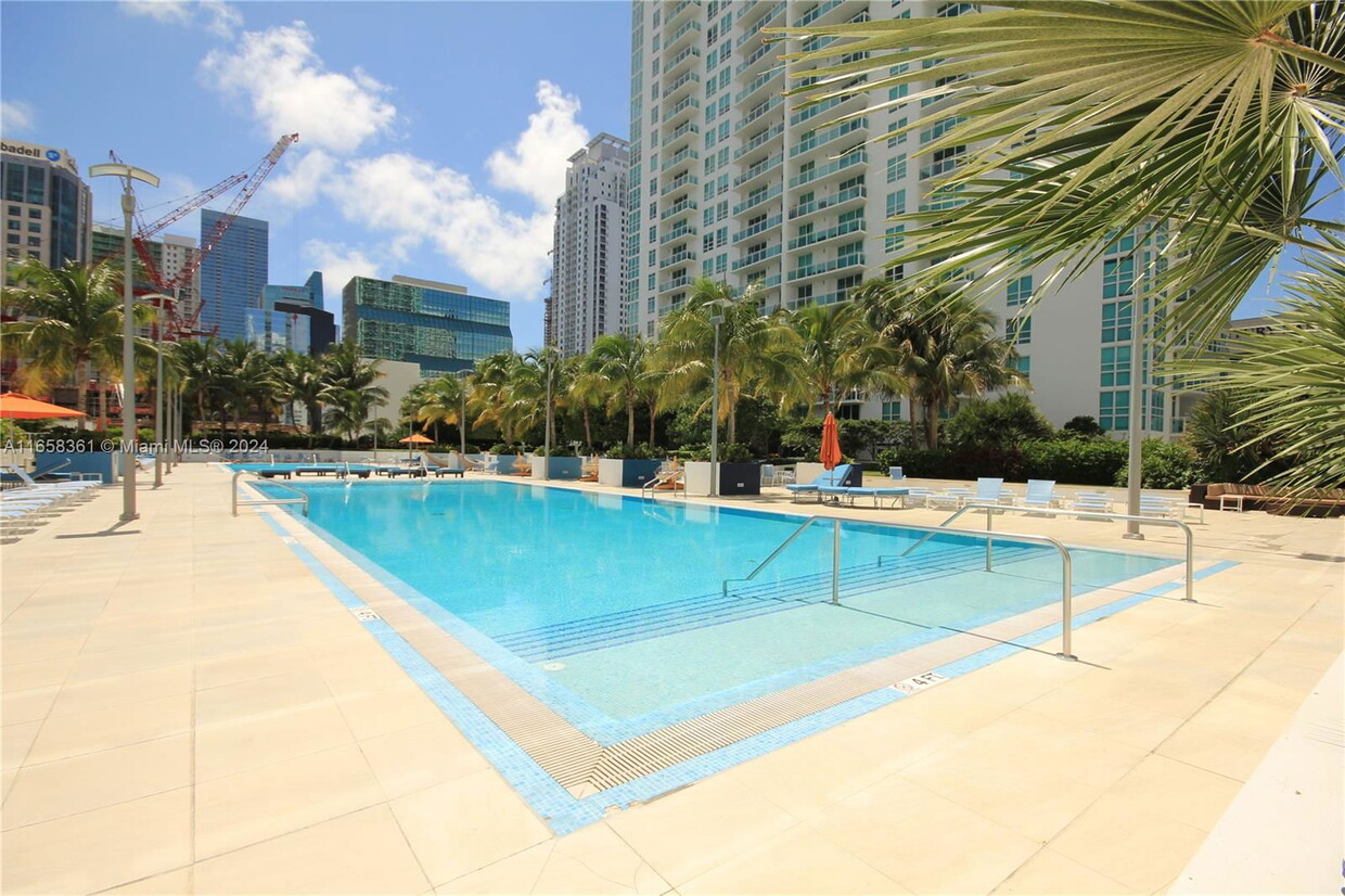 Foto principal - 950 Brickell Bay Dr