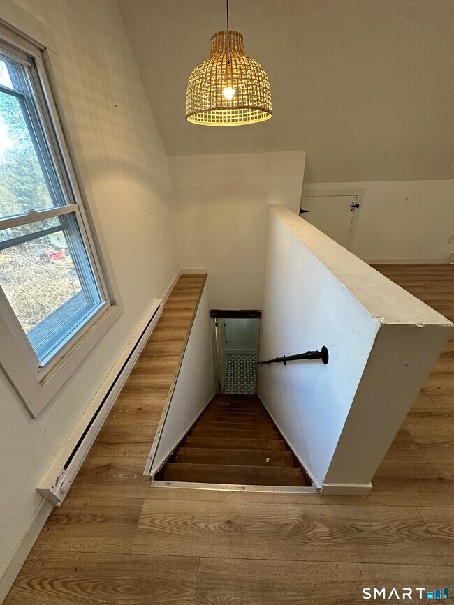 Foto del edificio - 27 E 9th St