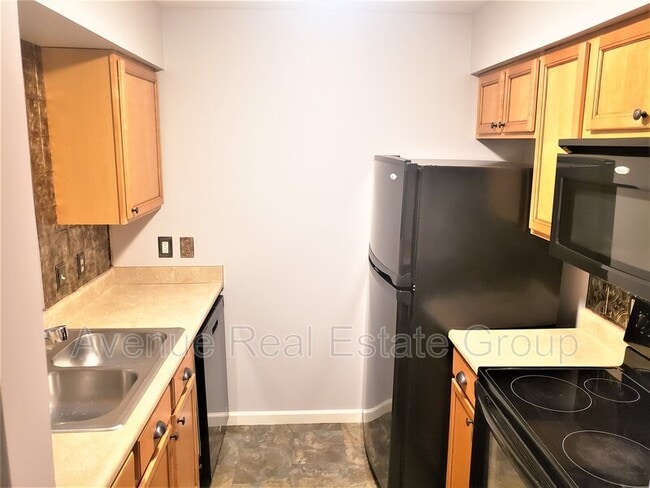 Building Photo - 15607 Quail Meadows Dr