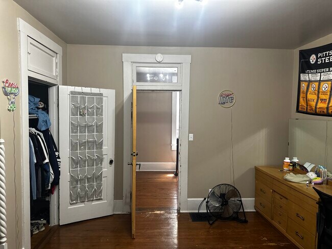 Foto del edificio - 415 Oak St