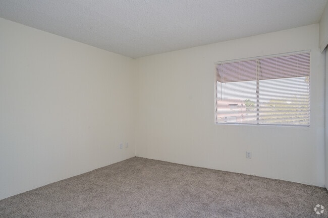 1BR, 1BA - 803SF - Bedroom - Las Casitas