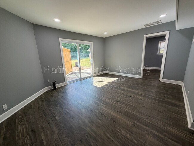 Foto del edificio - 1502 Waverly Way