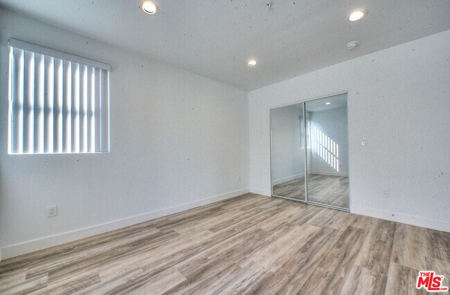 Foto del edificio - 4308 Normandie Ave