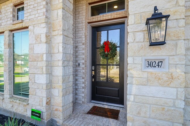 Building Photo - 30247 Gold Finch Pl