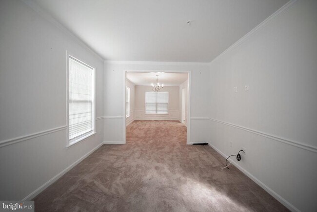 Building Photo - 7356 Tottenham Dr