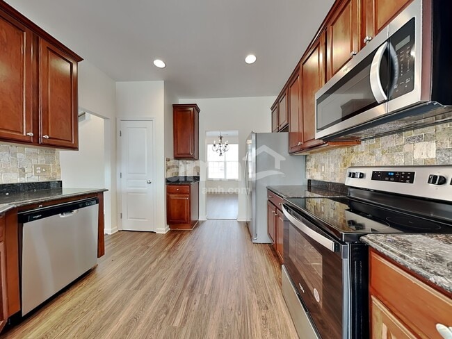 Building Photo - 1744 Main Divide Dr