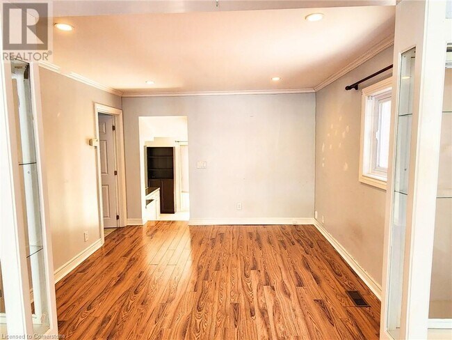 Building Photo - 30 E 23rd St