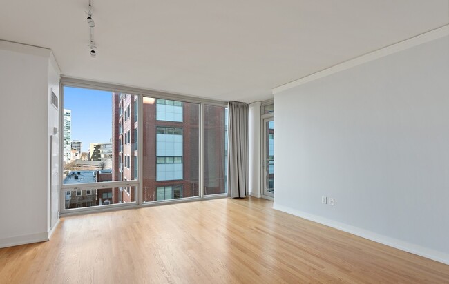 Foto del edificio - 1570 Elmwood Ave