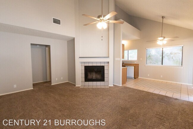 Building Photo - 3 br, 2 bath House - 5611 Spring Sunshine
