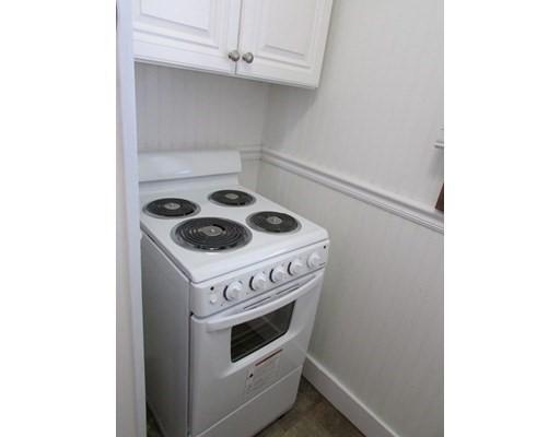 Building Photo - 1 bedroom in Wellesley MA 02482