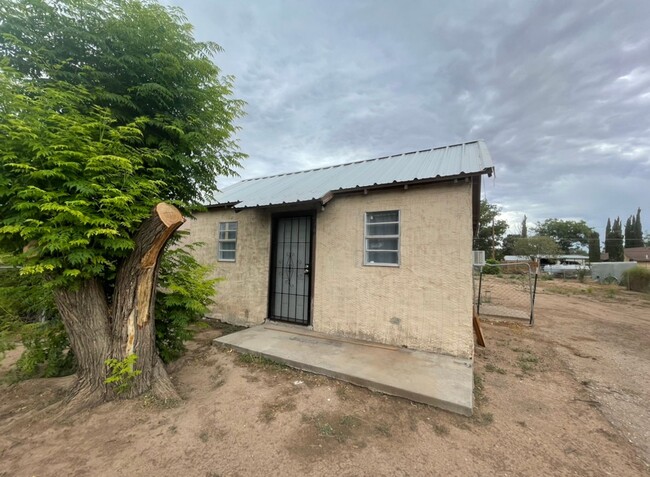 Foto del edificio - One Bedroom House