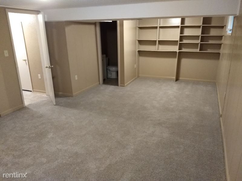 Foto del edificio - 3 br, 1.5 bath House - 404 SW Sandstone Dr