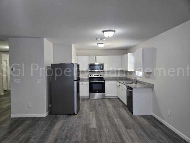 Foto del edificio - 1048 W Verde Ln