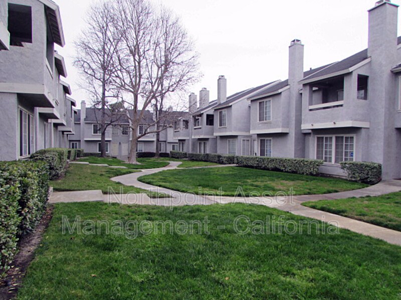 Primary Photo - 180 W Walnut Ave