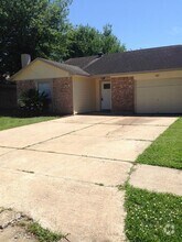 Building Photo - 927 Three Forks Dr