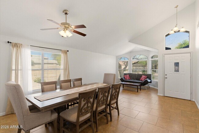 Foto del edificio - 4501 E Melinda Ln