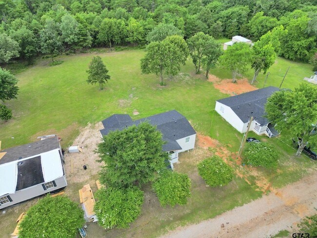 Foto del edificio - 441 N Hill Rd