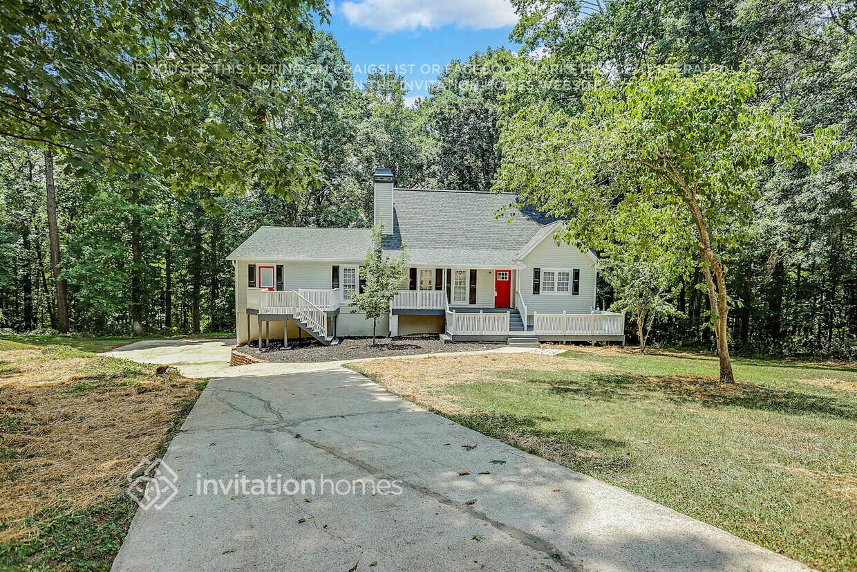 Foto principal - 3783 Carolyn Farm Rd