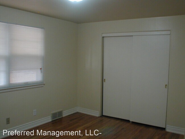 Building Photo - 4 br, 2 bath House - 3264 Forest Dr