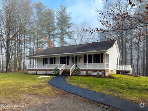 Building Photo - 44 Phillips Rd