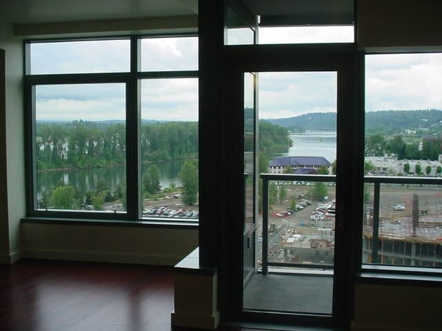 Building Photo - *$500 off first full month!* Spectacular J...