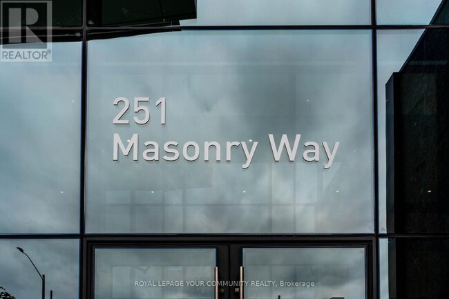 Building Photo - 251-251 Masonry Wy