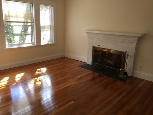 Primary Photo - 64 Greycliff Rd