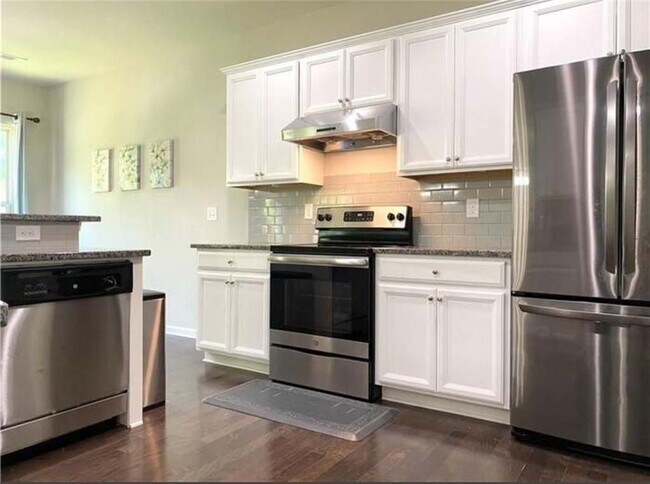 Building Photo - 1719 Charcoal Ives Rd