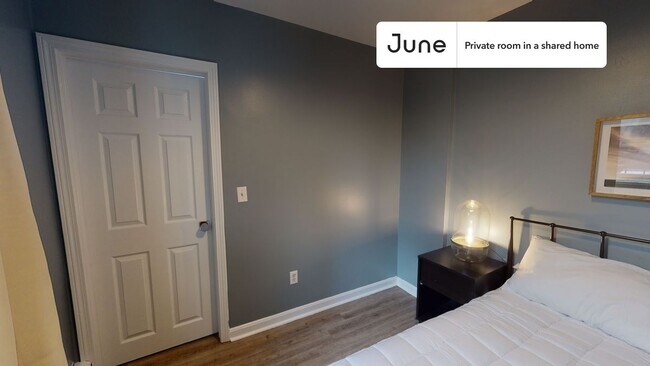 Foto del edificio - Room in Shared 3 bed/1 bath home