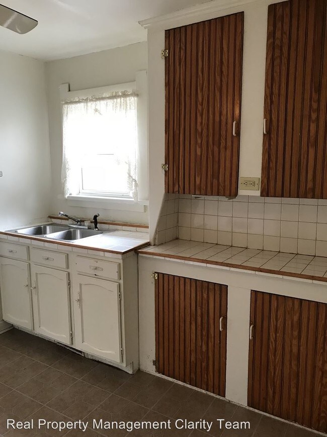 Building Photo - 2 br, 1 bath House - 2527 Jutland St