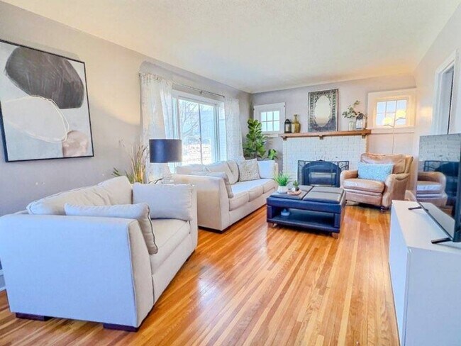 Foto del edificio - 17 13th Ave SW