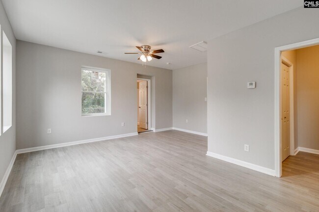 Foto del edificio - 6536 Shakespeare Rd