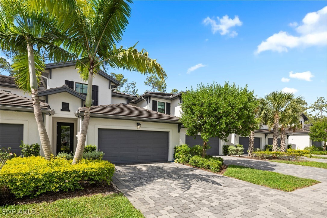 Foto principal - 7324 Rockefeller Dr