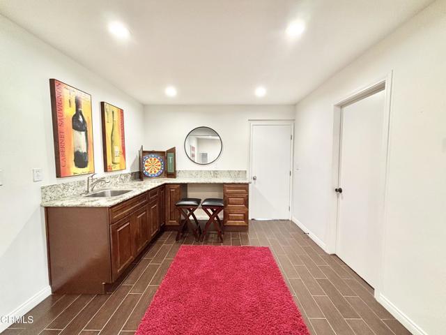 Building Photo - 113 Los Robles St