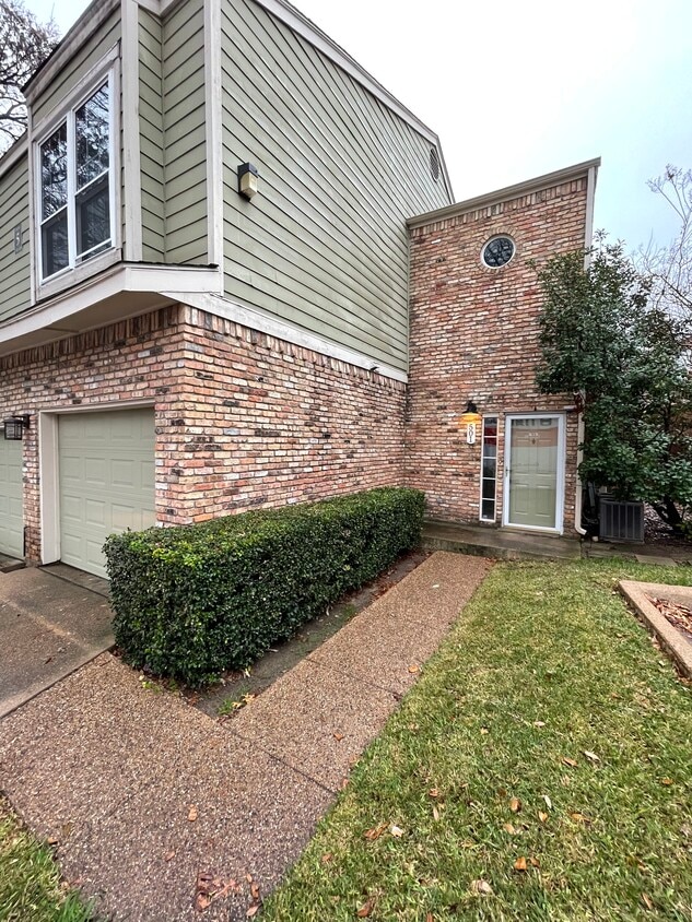 7151 Gaston Ave Unit 501, Dallas, TX 75214 Condo for Rent in Dallas