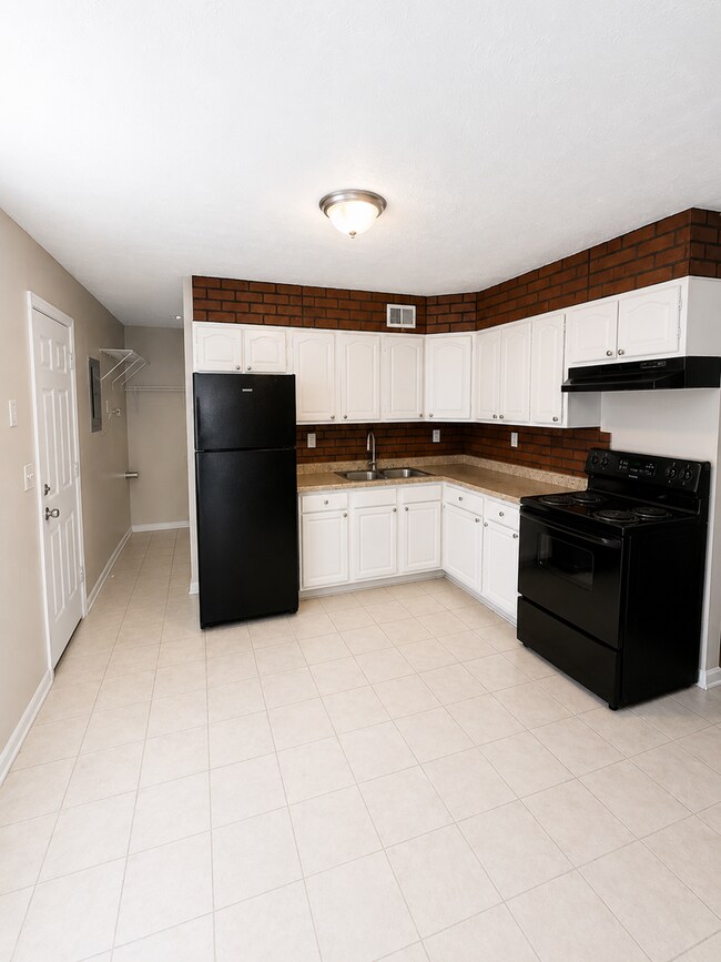 Foto del edificio - 3251 Hilock Ct