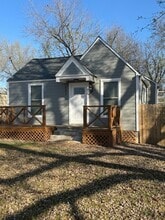 Building Photo - 803 W Cherokee St