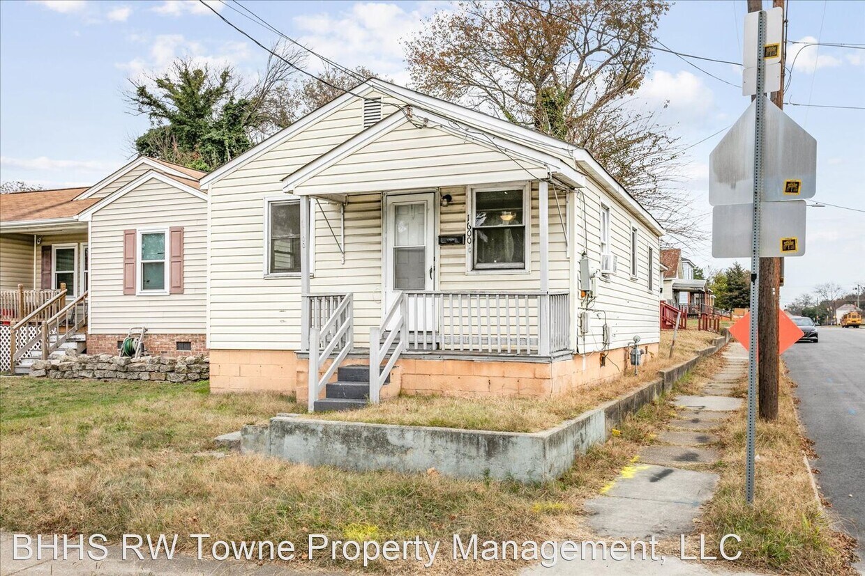 Primary Photo - 2 br, 1 bath House - 1600 Madison Avenue