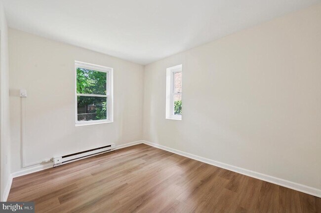 Foto del edificio - 111 W Queen Ln
